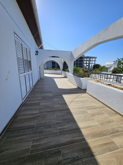 GİRNE/KARAOĞLANOĞLU'NDA SATILIK 4+1 VİLLA-8