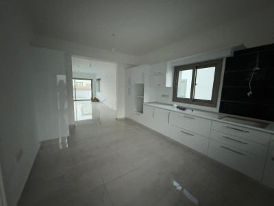 LEFKOŞA/YENİKENT' TE SATILIK 3+1 İKİZ VİLLA-6