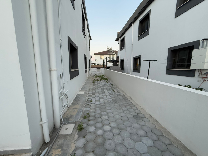 LEFKOŞA/YENİKENT' TE SATILIK 3+1 İKİZ VİLLA-23